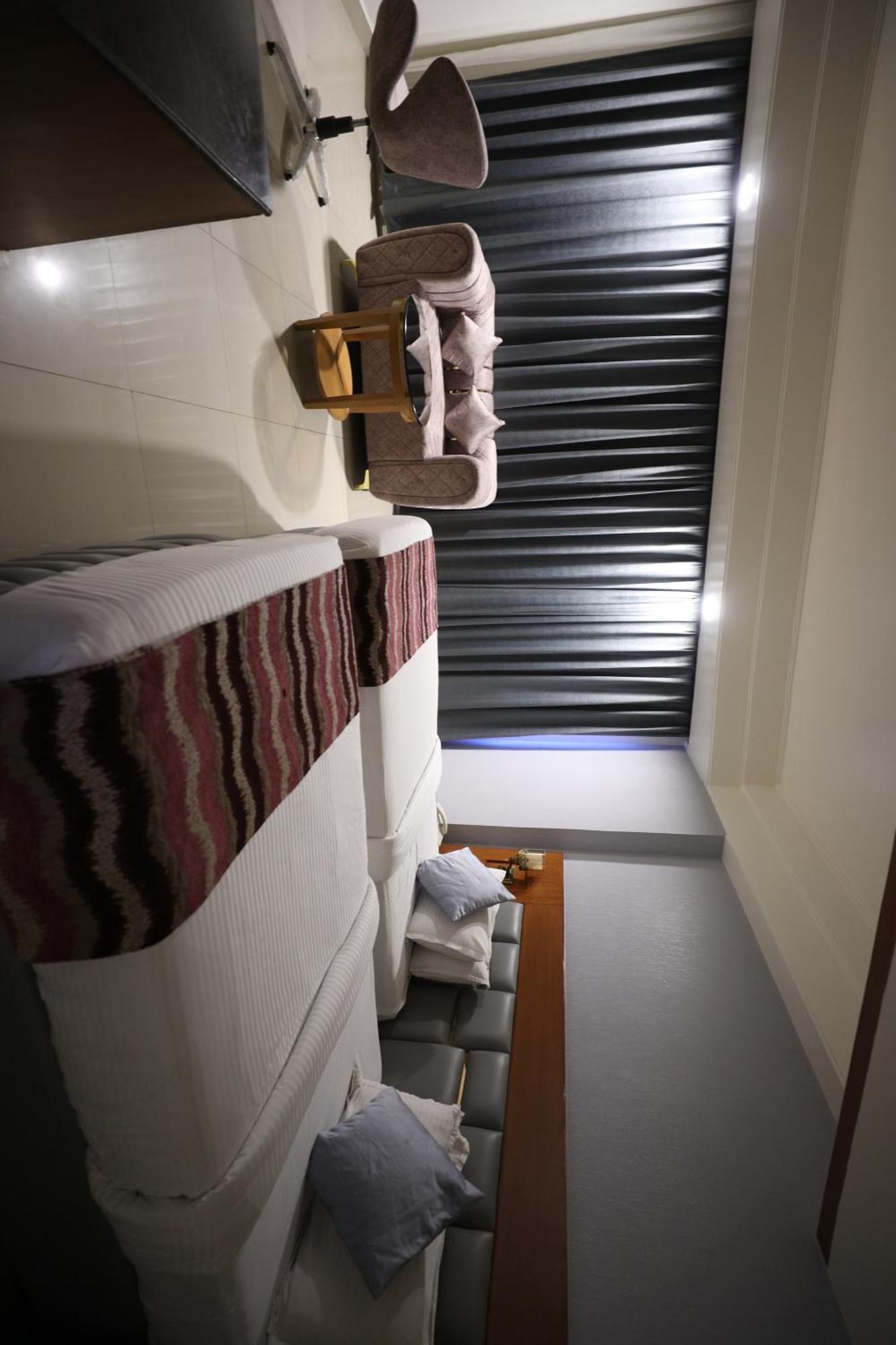 Eastin Hotels Hyderabad Eksteriør bilde