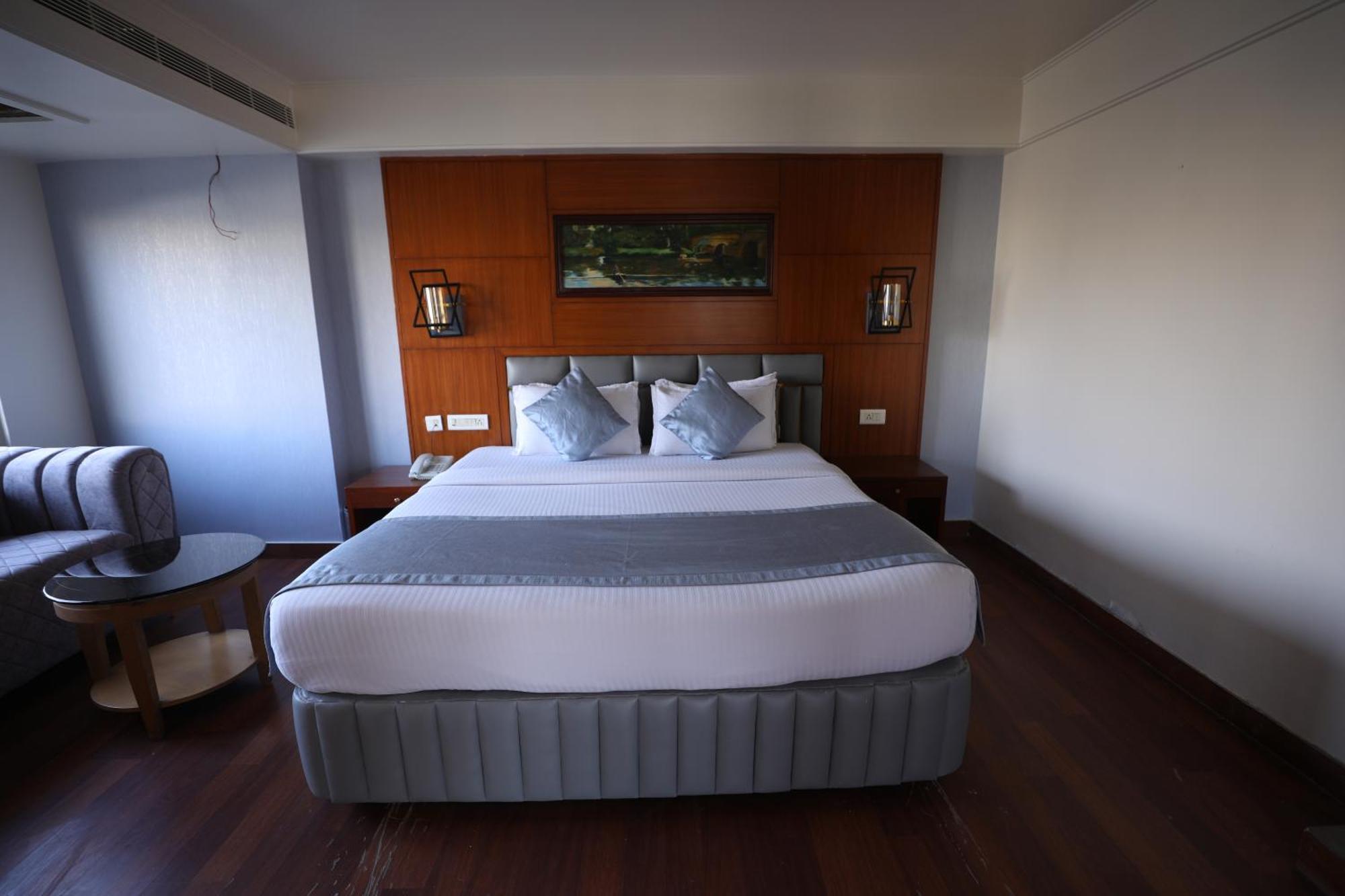 Eastin Hotels Hyderabad Eksteriør bilde