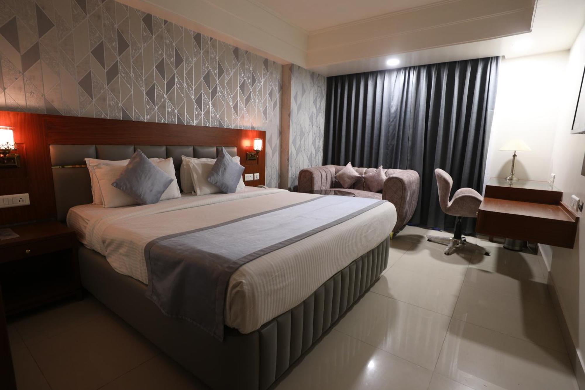 Eastin Hotels Hyderabad Eksteriør bilde
