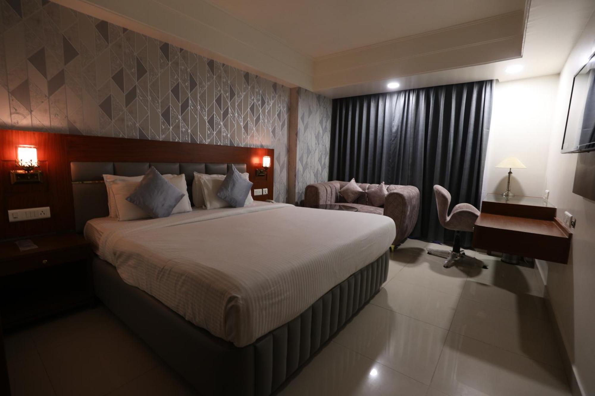 Eastin Hotels Hyderabad Eksteriør bilde